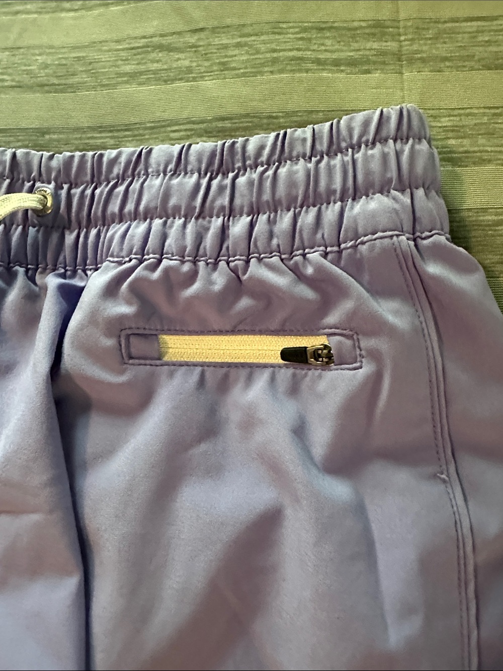 Vuori Women's Clementine Lavender Athletic Shorts with Drawstring Small - Picture 3 of 8